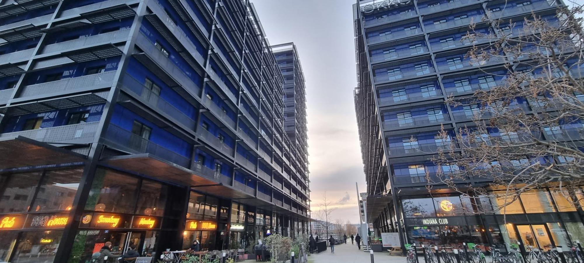 Bel Appartement Contemporain Avec Terrasse Climatisation Et Parking Payant En Option Strasbourg Luaran gambar