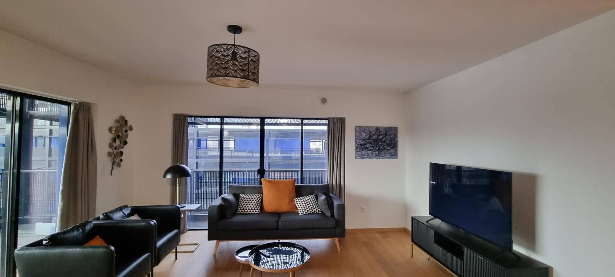 Bel Appartement Contemporain Avec Terrasse Climatisation Et Parking Payant En Option Strasbourg Luaran gambar