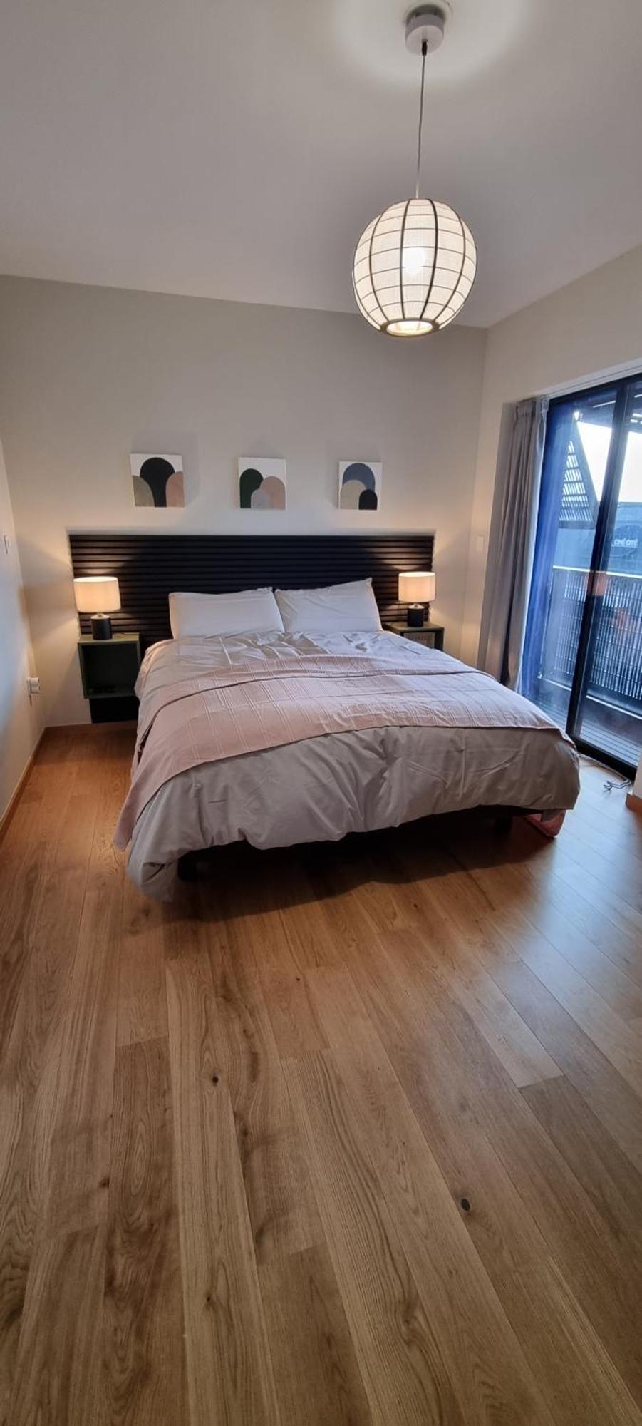 Bel Appartement Contemporain Avec Terrasse Climatisation Et Parking Payant En Option Strasbourg Luaran gambar
